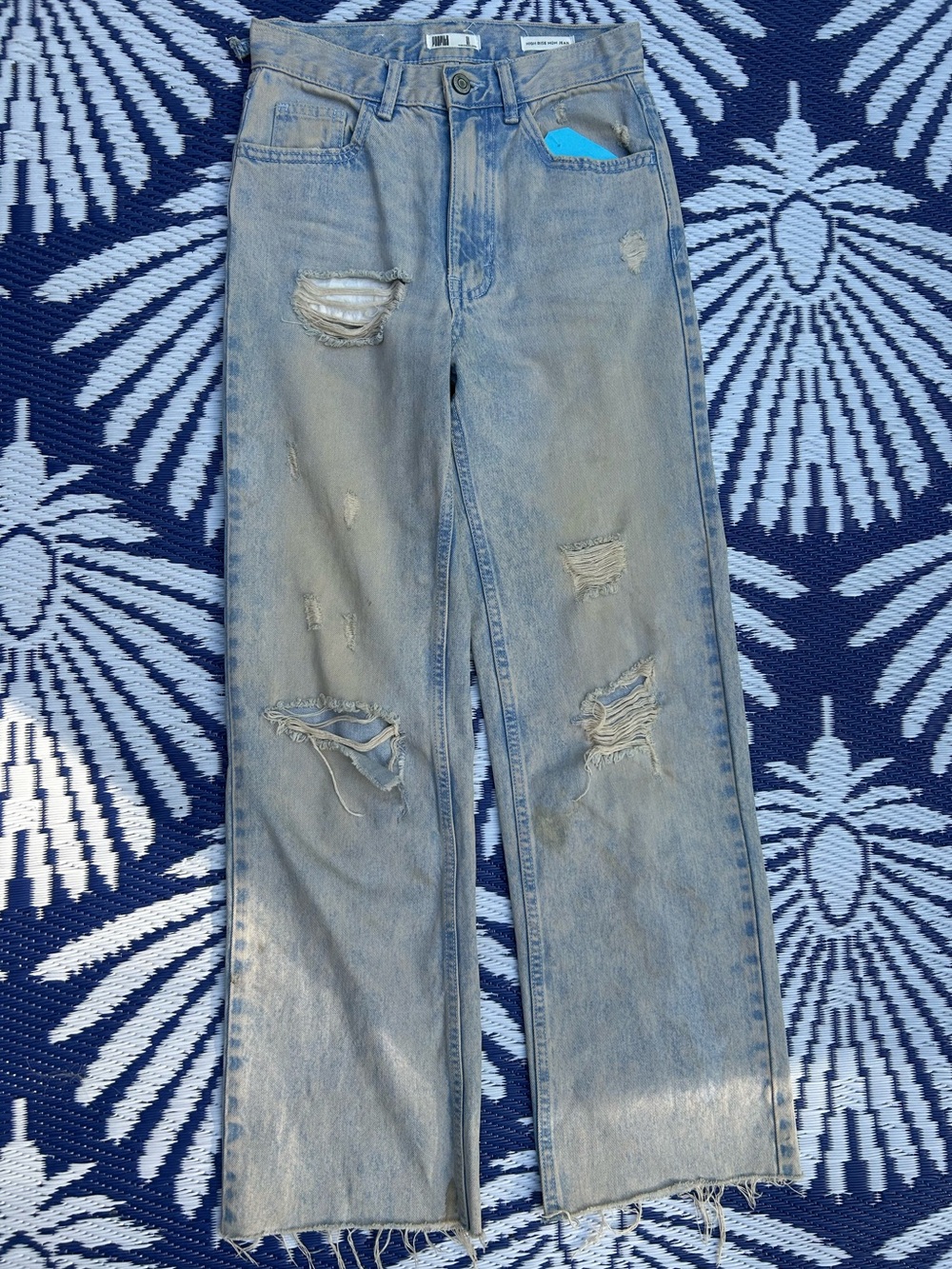 🌺PROFILE Ring of Fire High Rise Mom Jeans in Light Wash Distressed - size 01